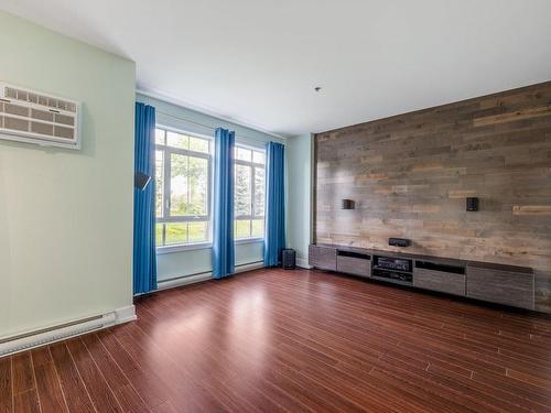 Living room - 111-100 Av. Du Golf, La Prairie, QC - Indoor Photo Showing Other Room