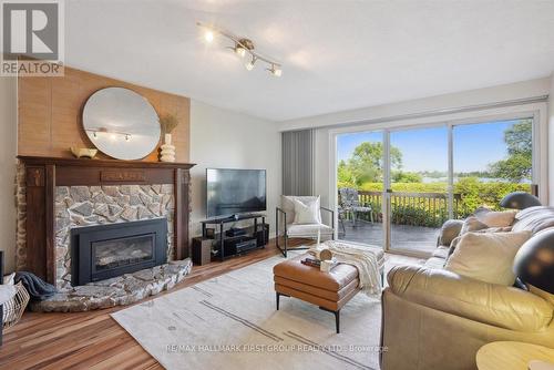 980 Essa Crescent, Pickering, ON - Indoor Photo Showing Living Room With Fireplace