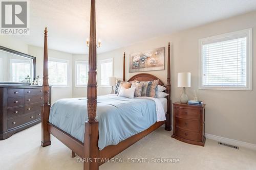 21 Duval Drive, Barrie (East Bayfield), ON - Indoor Photo Showing Bedroom