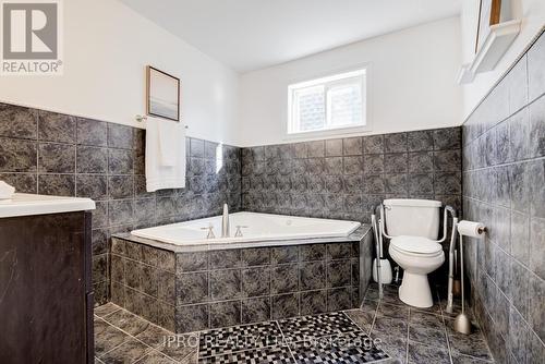 43 Grassington Crescent, Brampton (Northgate), ON - Indoor Photo Showing Bathroom