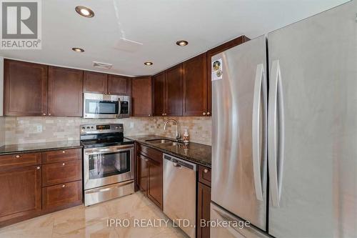 2010 - 350 Webb Drive, Mississauga, ON - Indoor Photo Showing Kitchen With Stainless Steel Kitchen With Double Sink