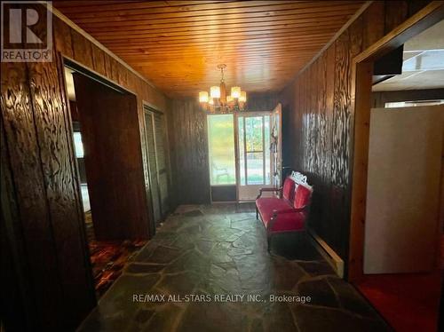 1639 Kirkfield Road, Kawartha Lakes, ON - Indoor Photo Showing Other Room