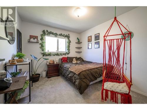 294 Marigold Road, Kelowna, BC - Indoor Photo Showing Bedroom