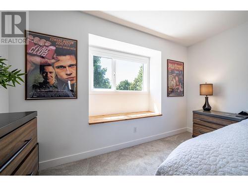 294 Marigold Road, Kelowna, BC - Indoor Photo Showing Bedroom