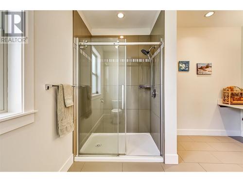 1788 Shayler Place, Kelowna, BC - Indoor Photo Showing Bathroom