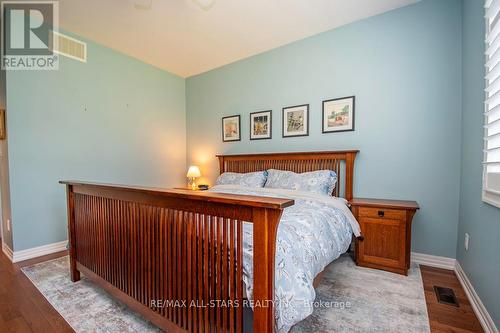 11 Sedona Court, Kawartha Lakes (Bobcaygeon), ON - Indoor Photo Showing Bedroom