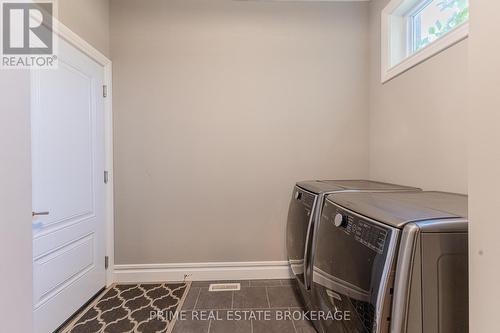 56 Fieldstone Crescent S, Middlesex Centre (Komoka), ON - Indoor Photo Showing Laundry Room