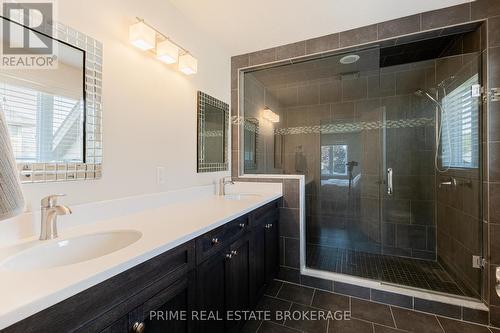 56 Fieldstone Crescent S, Middlesex Centre (Komoka), ON - Indoor Photo Showing Bathroom