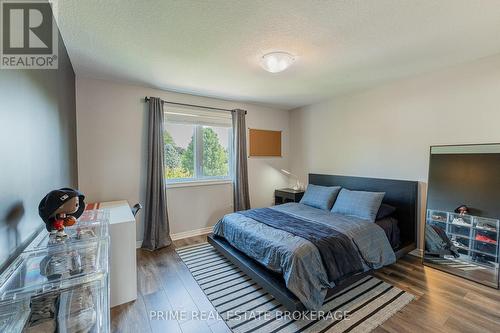 56 Fieldstone Crescent S, Middlesex Centre (Komoka), ON - Indoor Photo Showing Bedroom