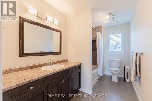 56 Fieldstone Crescent S, Middlesex Centre (Komoka), ON - Indoor Photo Showing Bathroom