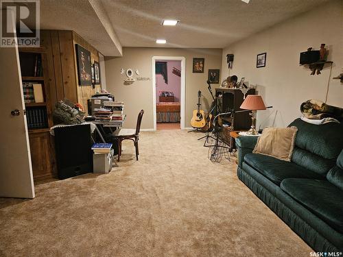 1438 Spadina Street W, Moose Jaw, SK - Indoor Photo Showing Other Room