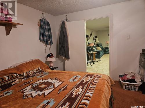 1438 Spadina Street W, Moose Jaw, SK - Indoor Photo Showing Bedroom