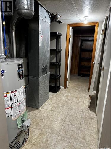 206 2Nd Avenue E, Lampman, SK - Indoor Photo Showing Basement