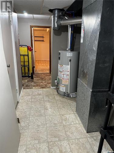 206 2Nd Avenue E, Lampman, SK - Indoor Photo Showing Basement