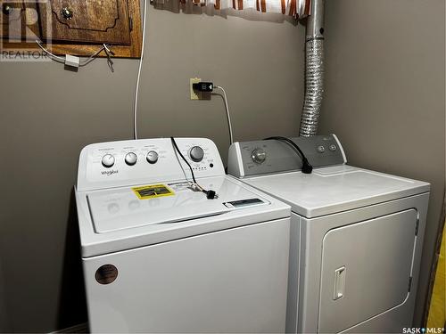 206 2Nd Avenue E, Lampman, SK - Indoor Photo Showing Laundry Room