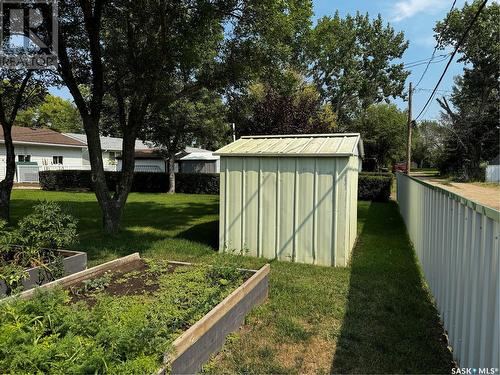 206 2Nd Avenue E, Lampman, SK - Outdoor