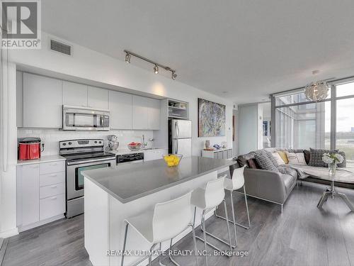 1514 - 103 The Queensway, Toronto (High Park-Swansea), ON - Indoor Photo Showing Kitchen