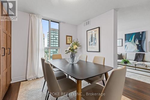 1611 - 115 Hillcrest Avenue, Mississauga (Cooksville), ON - Indoor Photo Showing Dining Room