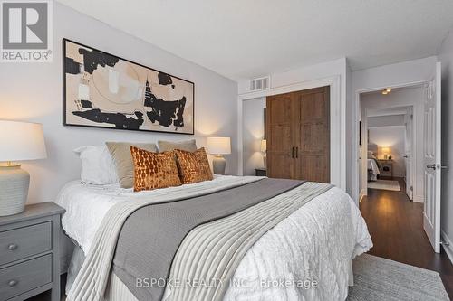 1611 - 115 Hillcrest Avenue, Mississauga (Cooksville), ON - Indoor Photo Showing Bedroom