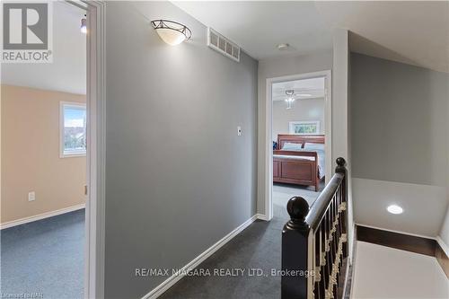 112 Clara Street, Thorold, ON - Indoor Photo Showing Other Room