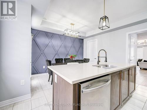 5 Rapids Lane, Hamilton (Vincent), ON - Indoor Photo Showing Kitchen With Double Sink