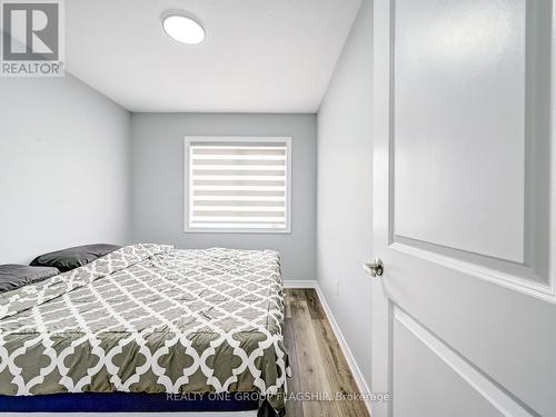 5 Rapids Lane, Hamilton (Vincent), ON - Indoor Photo Showing Bedroom