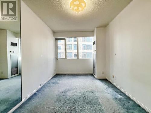 406 - 555 Yonge Street, Toronto, ON - Indoor Photo Showing Other Room