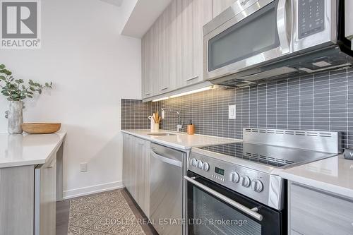 1904 - 105 George Street, Toronto, ON - Indoor Photo Showing Kitchen With Upgraded Kitchen