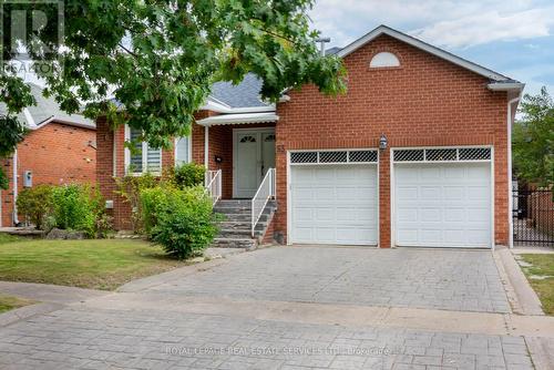 53 Findhorn Crescent, Vaughan (Maple), ON - Outdoor