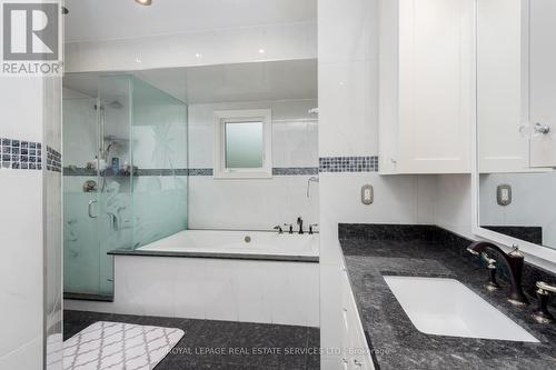 53 Findhorn Crescent, Vaughan (Maple), ON - Indoor Photo Showing Bathroom