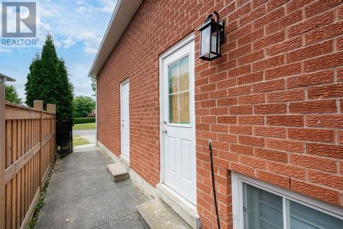 53 Findhorn Crescent, Vaughan (Maple), ON - Outdoor With Exterior