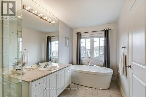 3 Farooq Boulevard, Vaughan (Vellore Village), ON - Indoor Photo Showing Bathroom