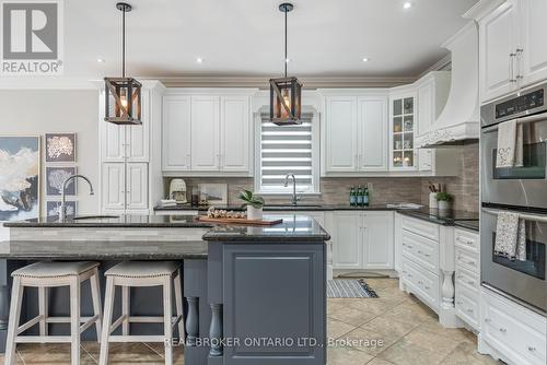 294 Sunset Beach Road, Richmond Hill (Oak Ridges Lake Wilcox), ON - Indoor Photo Showing Kitchen With Stainless Steel Kitchen With Upgraded Kitchen