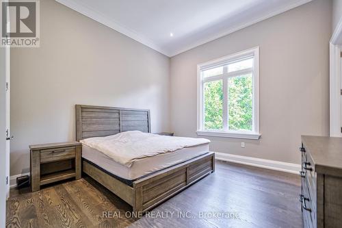 170 Ward Avenue, East Gwillimbury (Sharon), ON - Indoor Photo Showing Bedroom