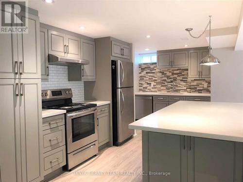 106 Montgomery Avenue, Whitby (Brooklin), ON - Indoor Photo Showing Kitchen With Stainless Steel Kitchen With Upgraded Kitchen