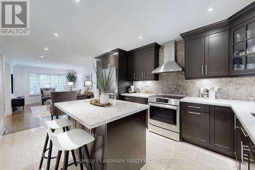 345 Raymerville Drive, Markham (Raymerville), ON - Indoor Photo Showing Kitchen With Upgraded Kitchen