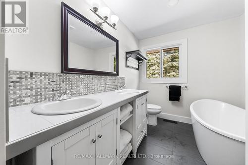 2422 Snow Valley Road, Springwater (Snow Valley), ON - Indoor Photo Showing Bathroom