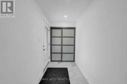 759 Essa Road, Barrie (Holly), ON - Indoor Photo Showing Other Room