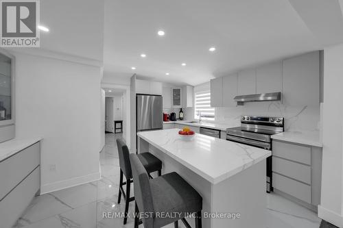 759 Essa Road, Barrie (Holly), ON - Indoor Photo Showing Kitchen With Stainless Steel Kitchen With Upgraded Kitchen