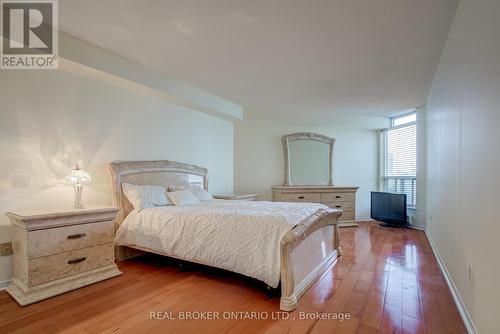 608 - 4727 Sheppard Avenue E, Toronto (Agincourt South-Malvern West), ON - Indoor Photo Showing Bedroom