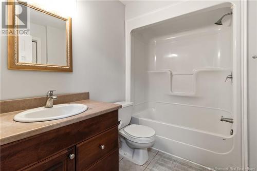 180 Rennick Road, Moncton, NB - Indoor Photo Showing Bathroom