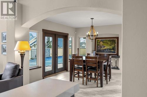 127 Skyland Drive, Kelowna, BC - Indoor Photo Showing Dining Room