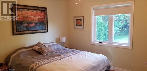 182 Emerald Drive, Southampton, ON - Indoor Photo Showing Bedroom