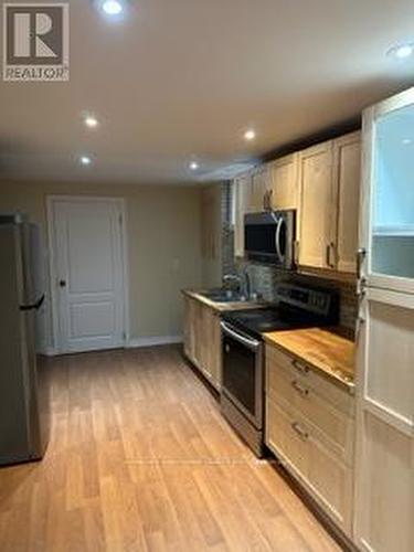 Bsmnt - 43 Fleetwell Court, Toronto (Willowdale West), ON - Indoor Photo Showing Kitchen