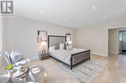 216 Glencairn Avenue, Toronto (Lawrence Park South), ON - Indoor Photo Showing Bedroom