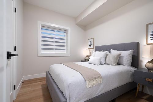 16778  20A Avenue, Surrey, BC - Indoor Photo Showing Bedroom