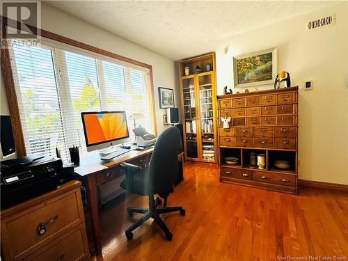 475 Carter, Bathurst, NB - Indoor Photo Showing Office