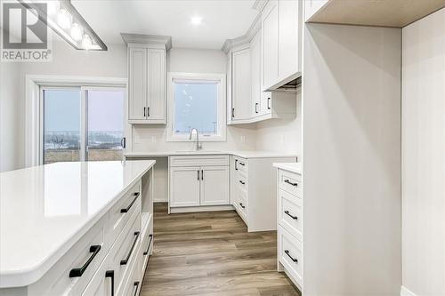 15 Teravista, Sudbury, ON - Indoor Photo Showing Kitchen