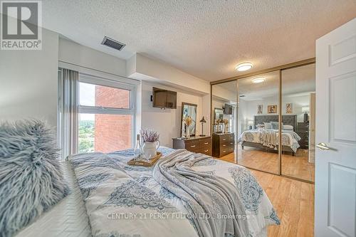 1215 - 20 Dean Park Road, Toronto (Rouge), ON - Indoor Photo Showing Bedroom