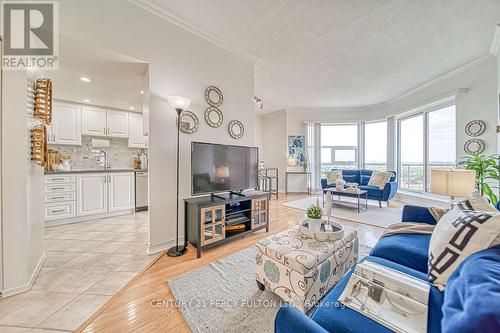 1215 - 20 Dean Park Road, Toronto (Rouge), ON - Indoor Photo Showing Living Room